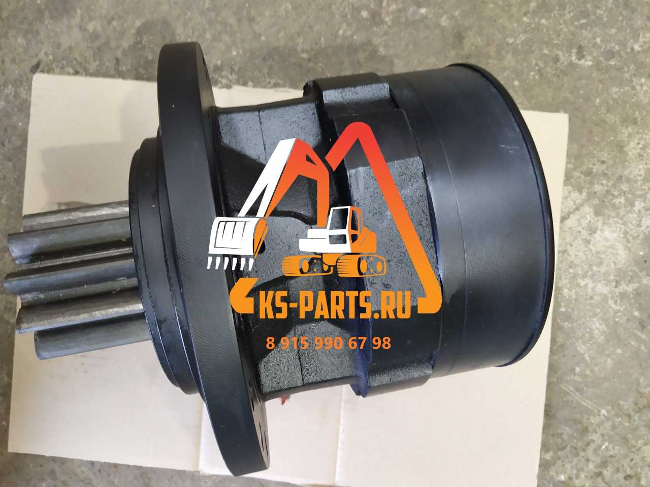 Редуктор поворота SK75 SK70SR, New Holland E70BSR (аналог) YT32W00006F, YR32W00002S001 Редуктор поворота SK75 SK70SR, New Holland E70BSR (аналог) YT32W00006F, YR32W00002S001