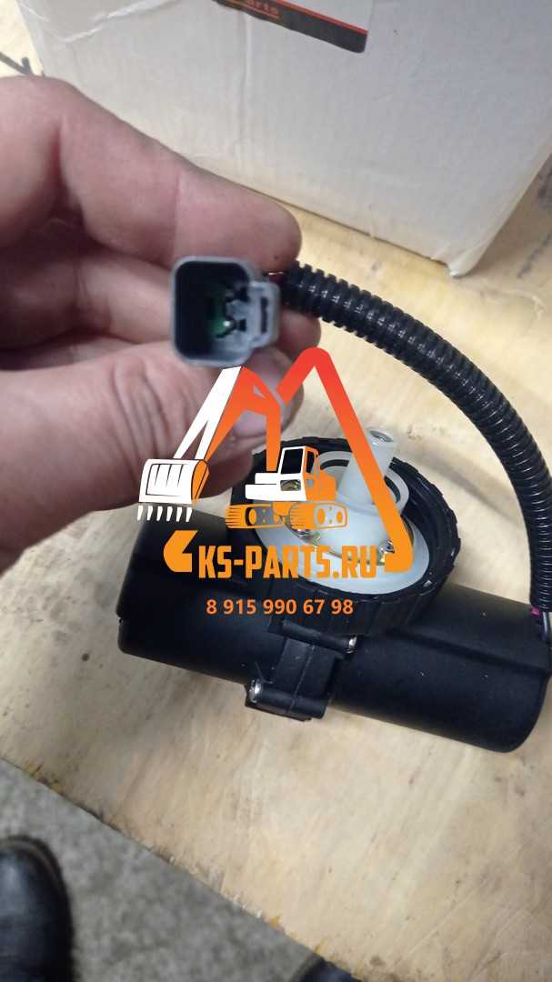 Насос подкачки JCB CAT 2 контакта Насос подкачки JCB CAT 2 контакта