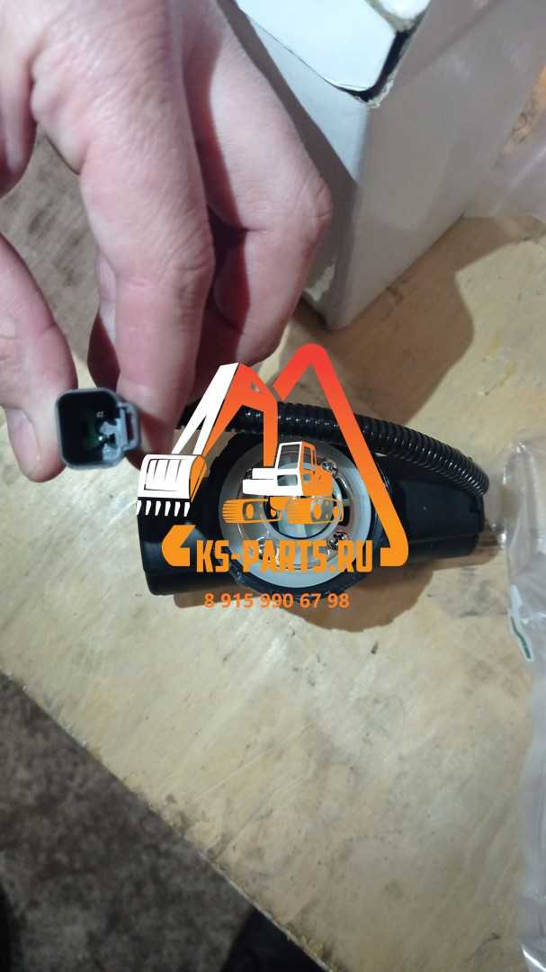 Насос подкачки JCB CAT 2 контакта Насос подкачки JCB CAT 2 контакта